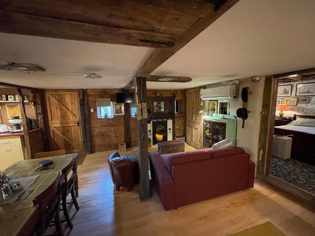 Remarkable Boultons Barn With Hot Tub Newton Abbot Bagian luar foto
