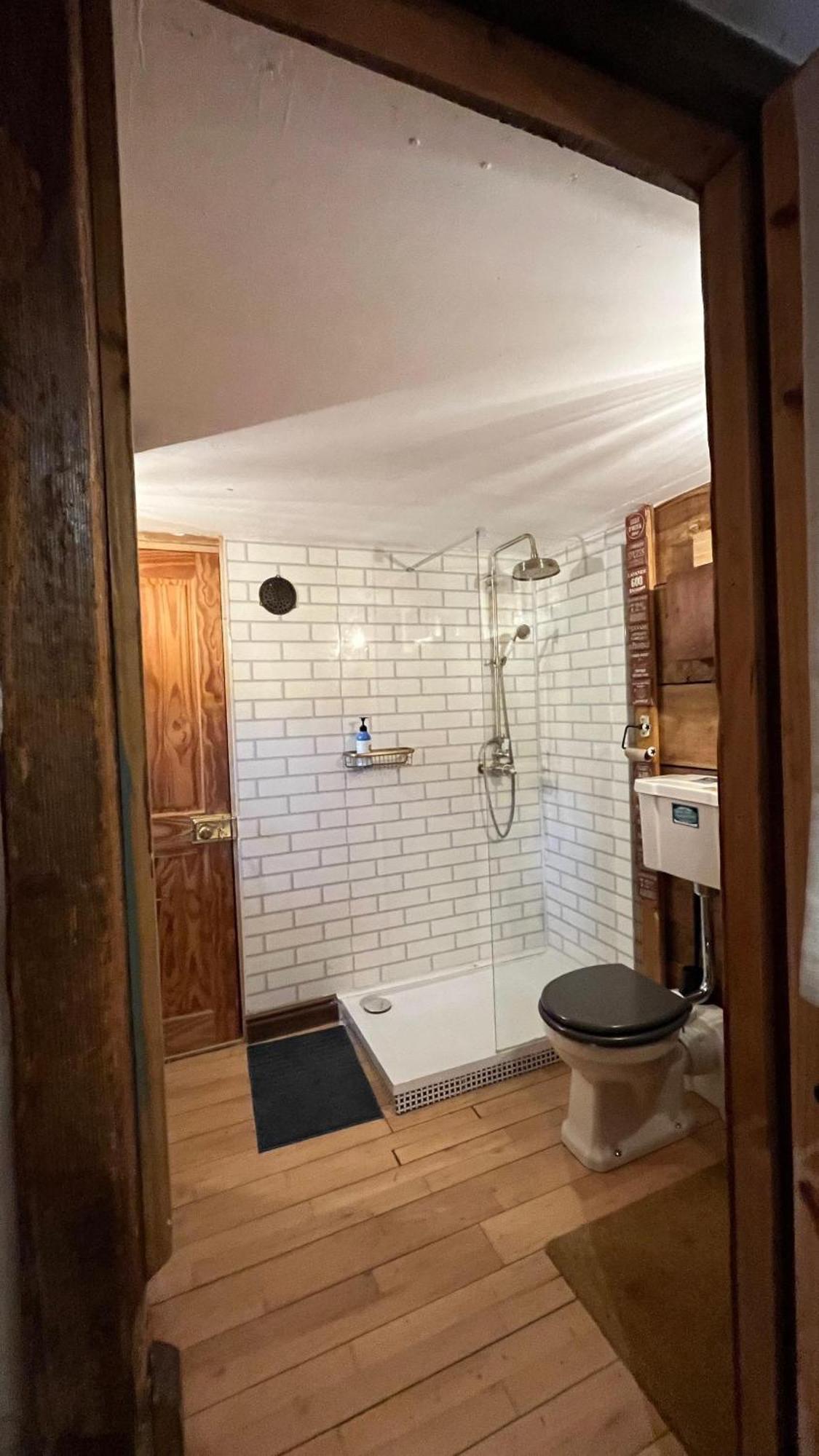 Remarkable Boultons Barn With Hot Tub Newton Abbot Bagian luar foto